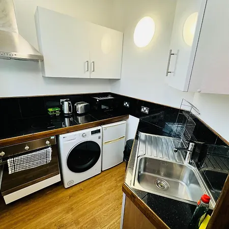 Berkley Apartments-3